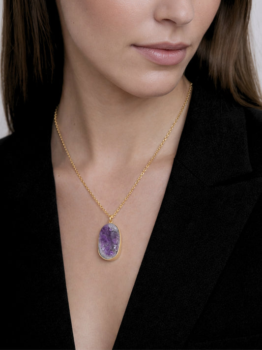 Anora Air Element Necklace